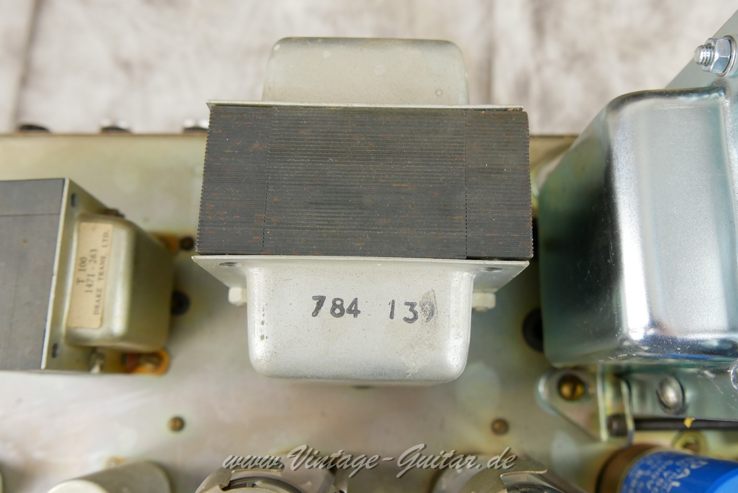 img/vintage/5925/ Marshall_JMP_1987_Master_Model_Mk_II_Lead_GB_black_1980-013.JPG